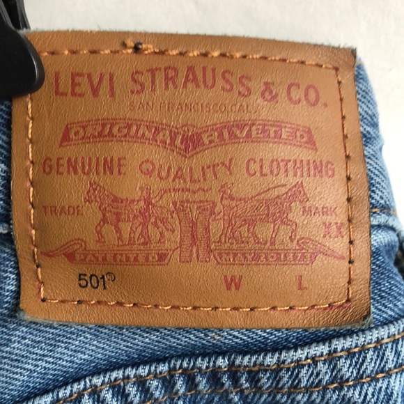 Levi's 501 Original Fit High Rise Blue Jean Shorts 31 Distressed Hem - Picture 9 of 14